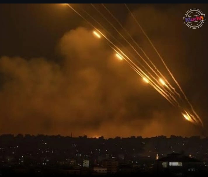 Irán Lanza ataque masivo con misiles contra&nbsp;Israel