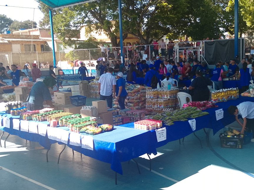 Vecinos de Juana de Ávila resolvieron diciembre con la Feria de la&nbsp;Hallaca