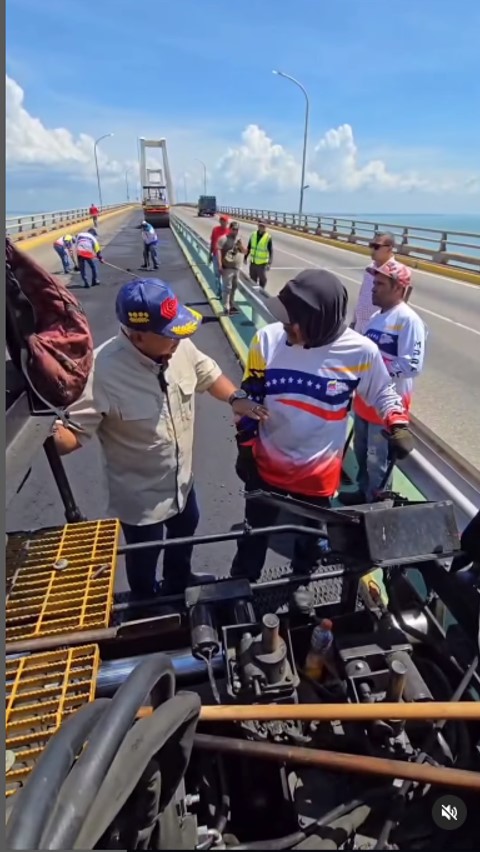 Corpozulia realiza trabajos de mantenimiento en el Puente Gral. Rafael&nbsp;Urdaneta