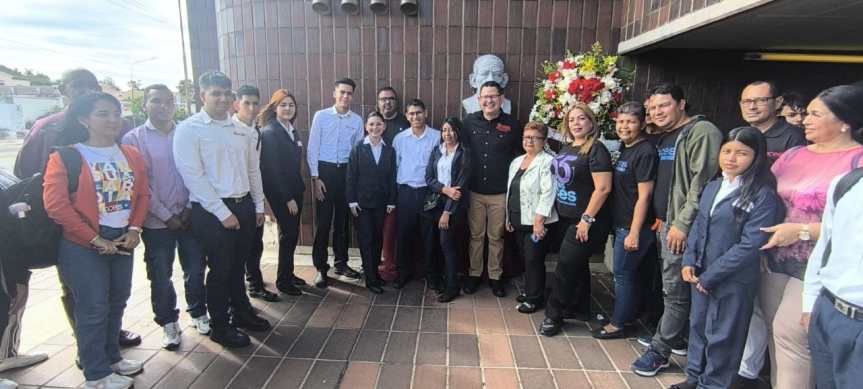 Inces Zulia rinde homenaje a su fundador el maestro Prieto&nbsp;Figueroa
