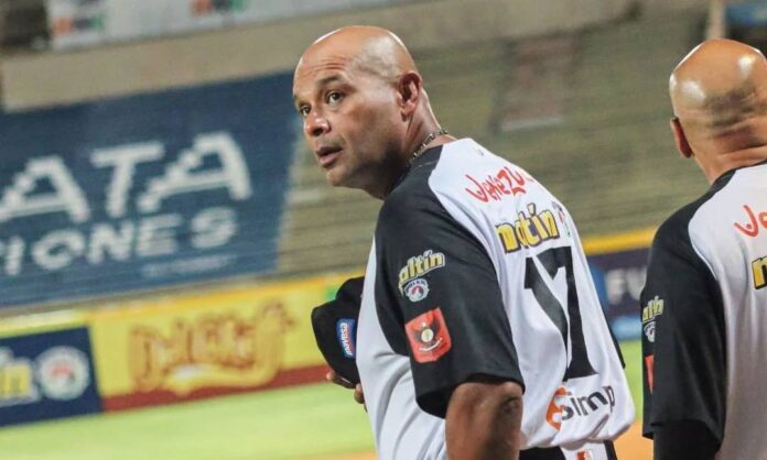 Otorgan segundo premio “Chico” Carrasquel al Mánager del Año a Lipso Nava, de Águilas del&nbsp;Zulia