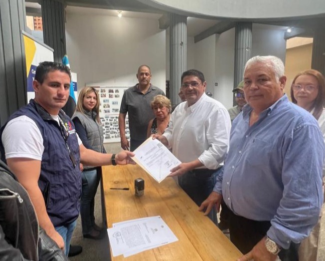 Ely Ramón Atencio a la Gobernación del Estado&nbsp;Zulia