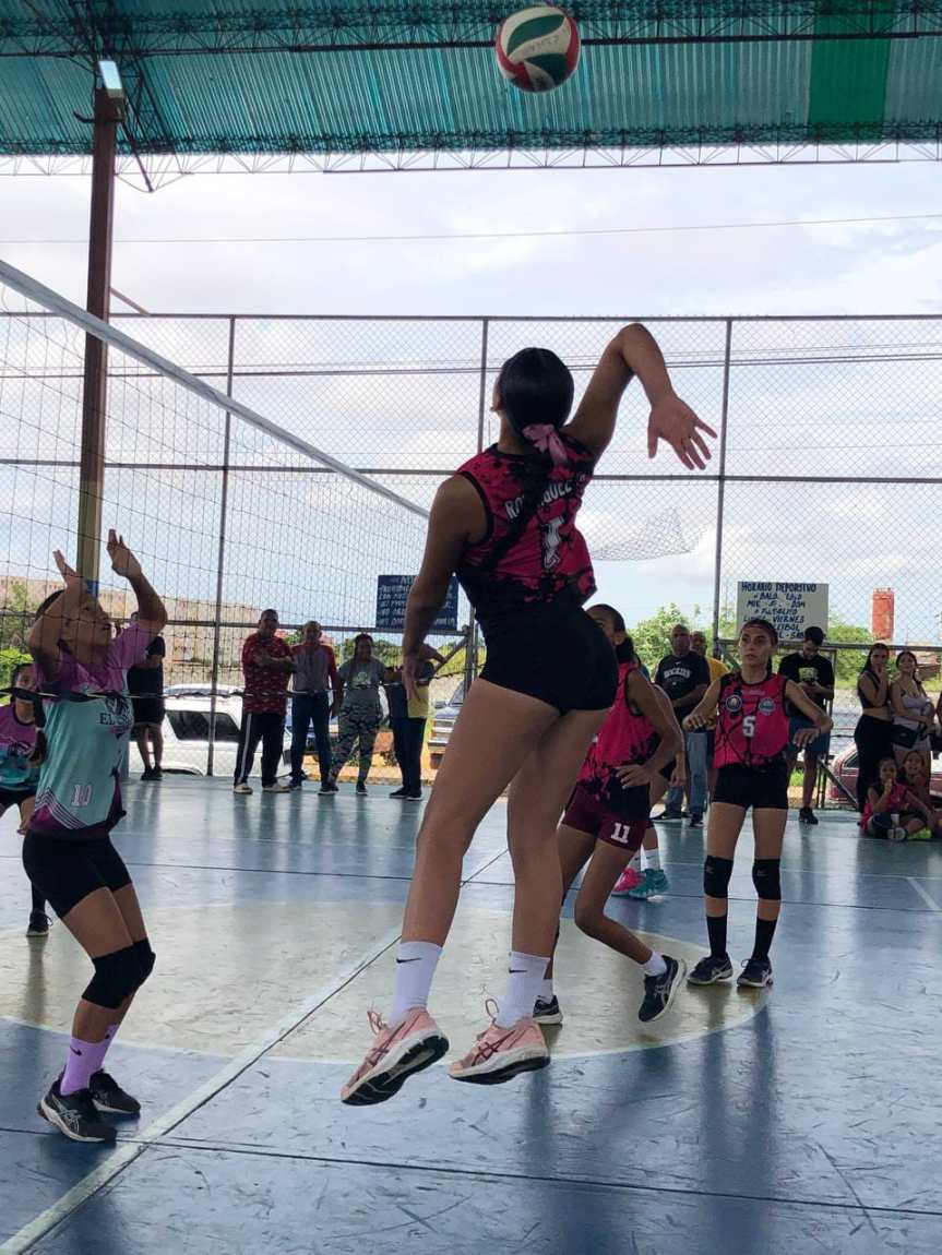 San Francisco arrasó en el torneo de Voleibol Copa&nbsp;IMDEP