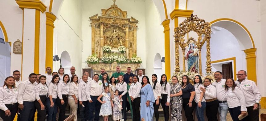 Celebrada Serenata en Honor a la Virgen del Rosario en Rosario de&nbsp;Perijá