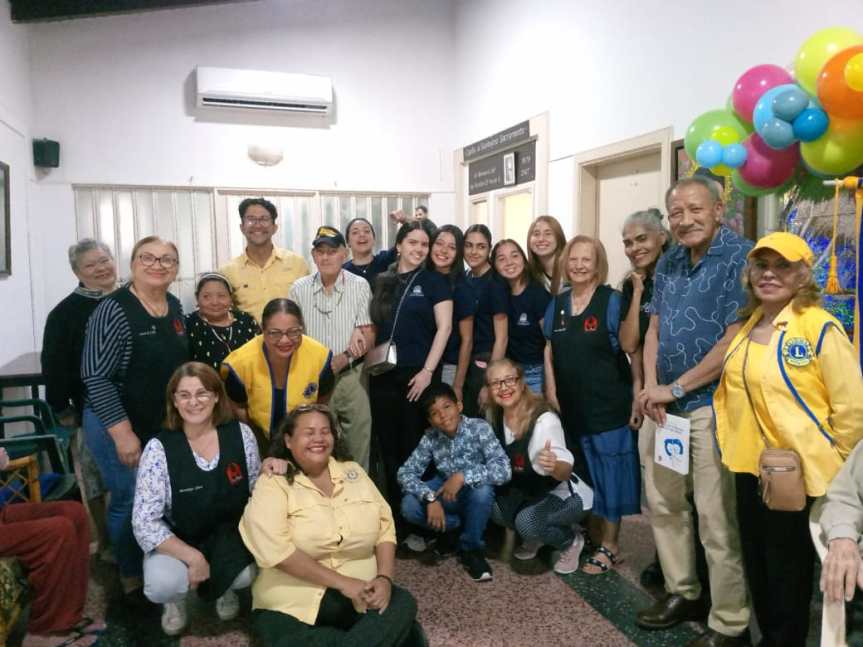 Leones del Club Maracaibo Ciudad del Sol llevaron alegría a los Abuelos del Hogar San Vicente de&nbsp;Paúl