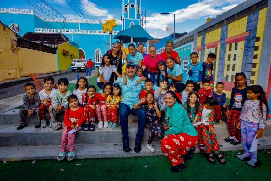 Plan Estadal de Asfaltado realza belleza del sector Santa Lucía con intervención de sus calles y&nbsp;avenidas