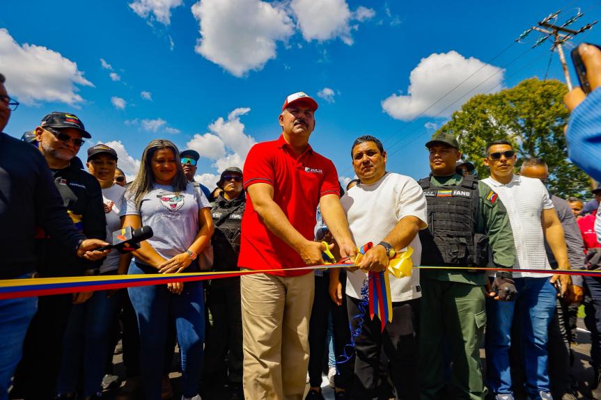 Gobernador Caldera entrega rehabilitado Puente El Sitio del municipio Baralt afectado por el enjambre&nbsp;sísmico