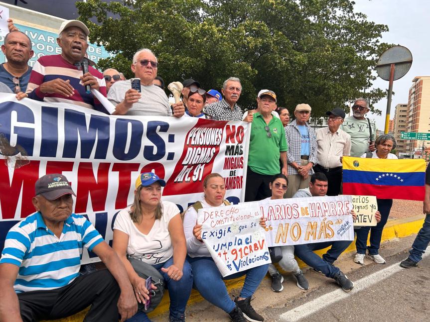 Trabajadores del Zulia exigen mejoras salariales ante la Inspectoría del&nbsp;Trabajo