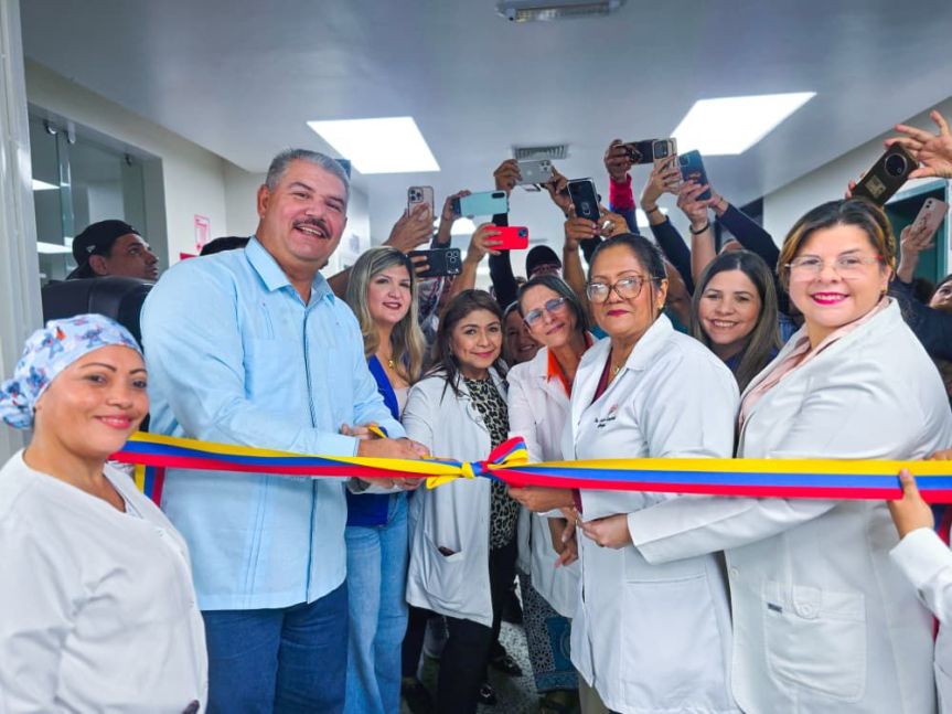 Gobernador Caldera inauguró Servicio de Nefrología, Diálisis y Trasplante Renal del Zulia en el&nbsp;Sahum
