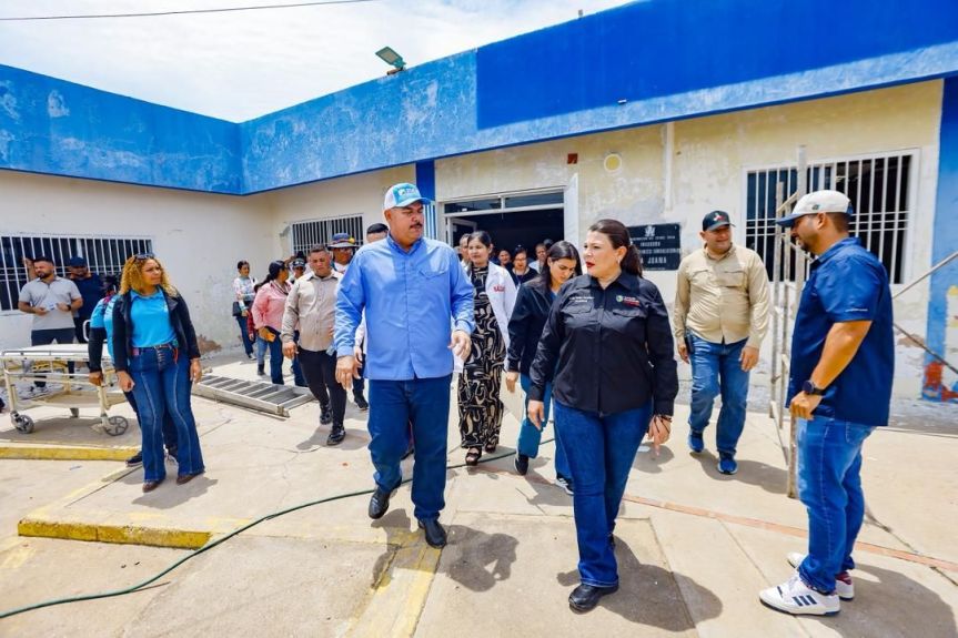 Gobernador Luis Caldera inspecciona trabajos de rehabilitación de la Clínica Popular “Tía Juana II” en el municipio Simón&nbsp;Bolívar