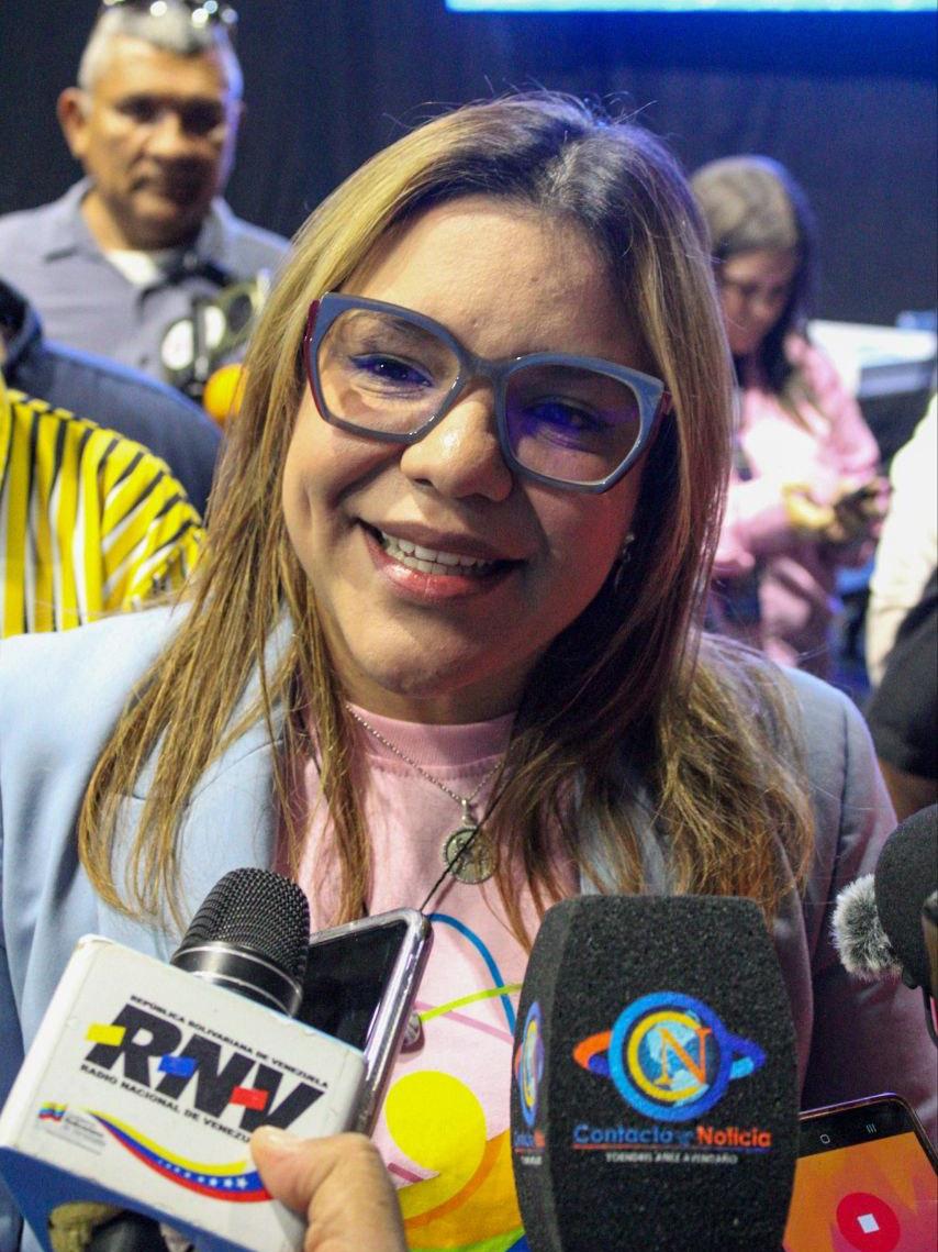 Viceministra Danmarys Hernández: «Maracaibo fue pionero del meganúcleo de robótica educativa infantil y juvenil del&nbsp;país
